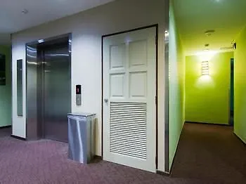 ג'והור בהרו 8 Days Boutique Hotel @ Mount Austin Jb