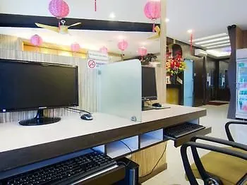 ג'והור בהרו 8 Days Boutique Hotel @ Mount Austin Jb